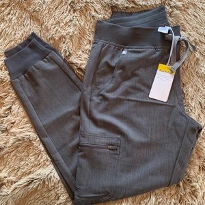 NWT Figs Jogger Style Scrub Pants
